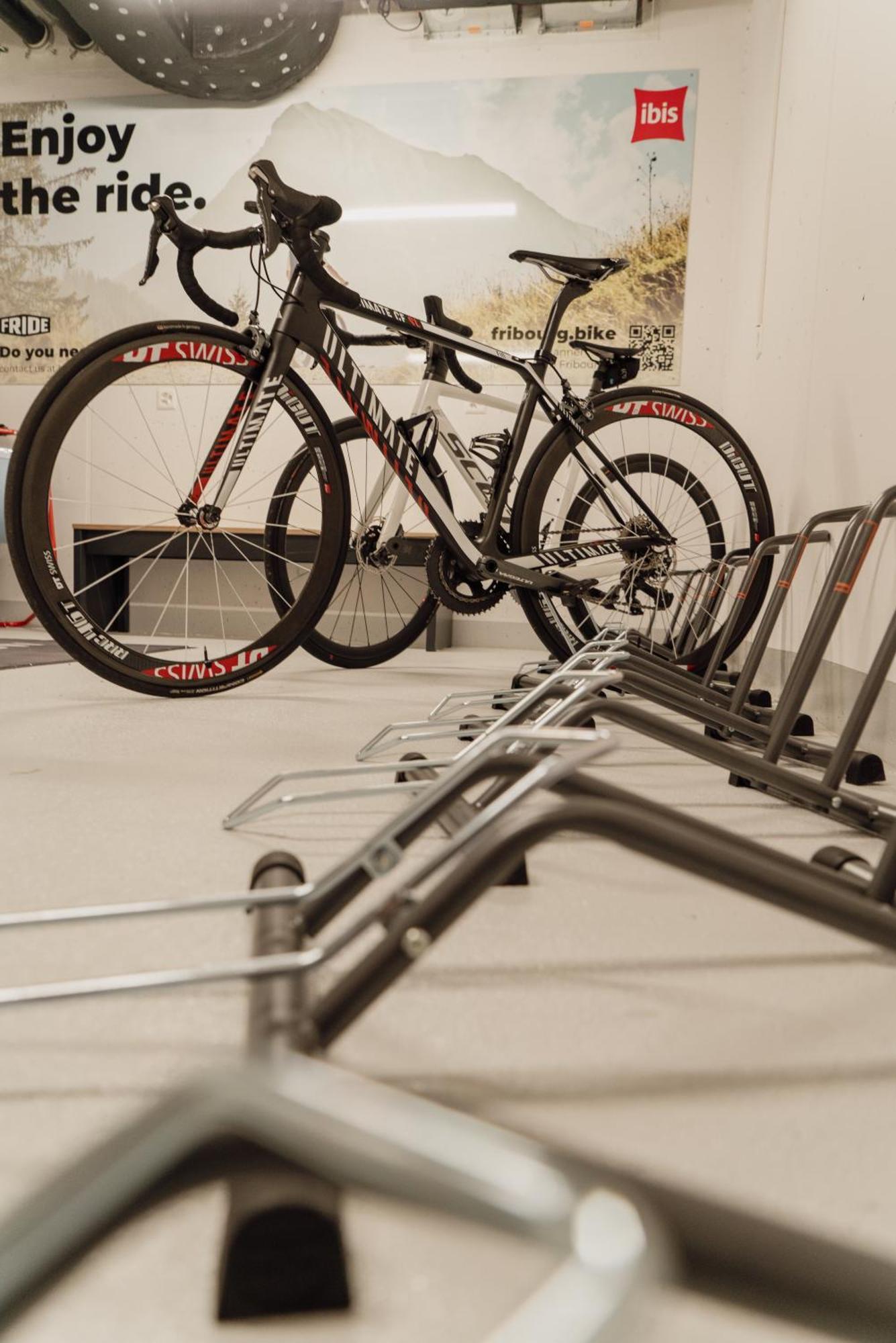 Ibis - La Gruyere Swiss Bike Hotel 2*