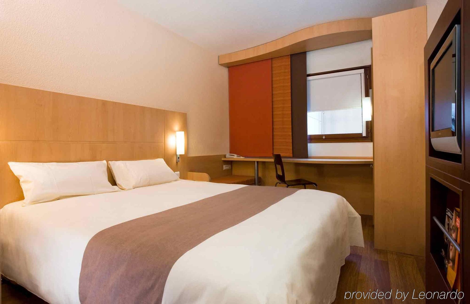 Ibis - La Gruyère Hotel
